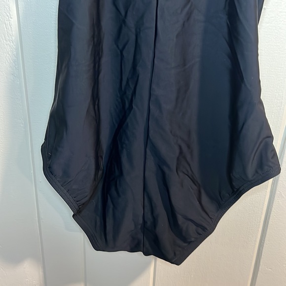 Croft and Barrow Ruched Slimming One Piece Swimsuit - Picture 7 of 10